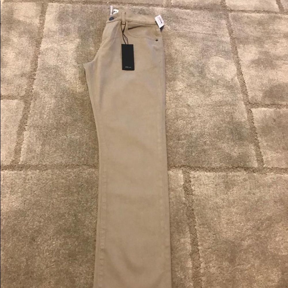 New with tags Brady slim fit 16